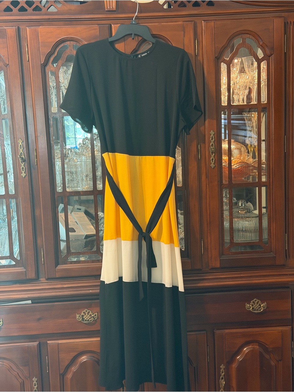 SHEIN Curve Colorblock Tie-Waist Midi Dress - Black, Yellow & Cream Size 1XL